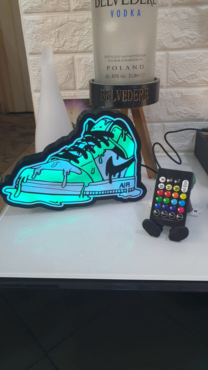 Lampada LED Sneaker Neon – RGB con Telecomando